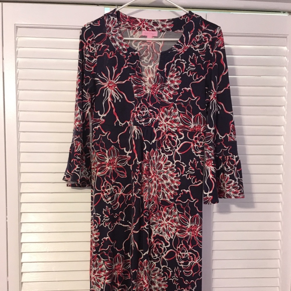 Lilly dress with bell sleeve